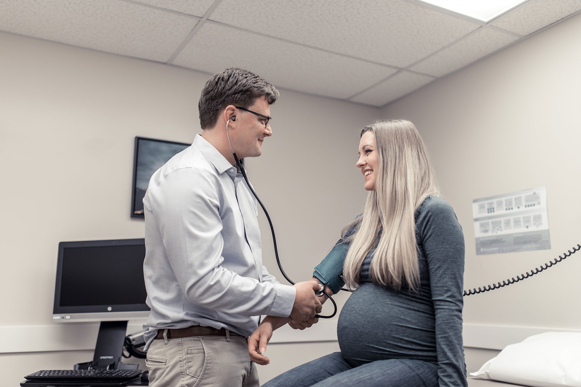 Doctor at Shoreline Medical with a maternity patient